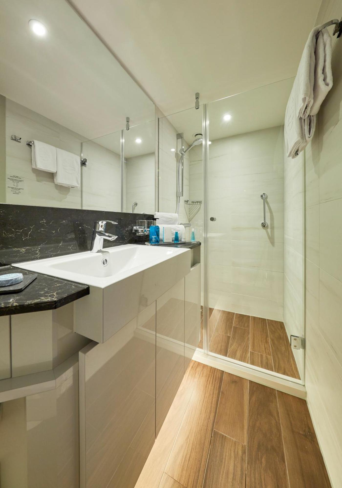 Hotelschiff Lady Diletta Köln Exteriör bild